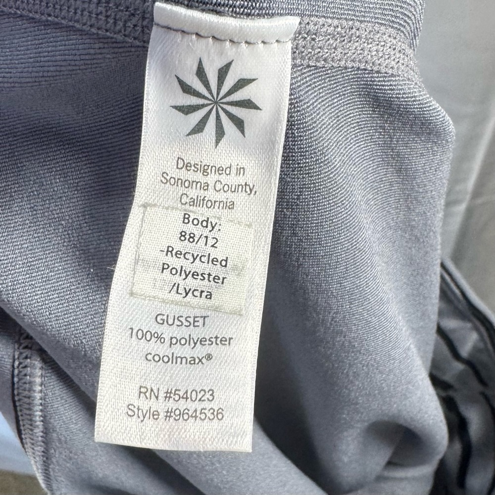 Athleta Charcoal and Light Gray Striped Capri Leggings Size XL - Picture 5 of 6